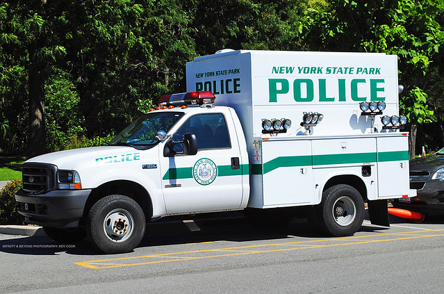 park new york ford truck state duty police super vehicle xl f350