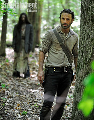 Le tournage a commencé pour la saison 4 de <a href="fiche-serie-tv-the-walking-dead" itemprop="name">The Walking Dead</a>.