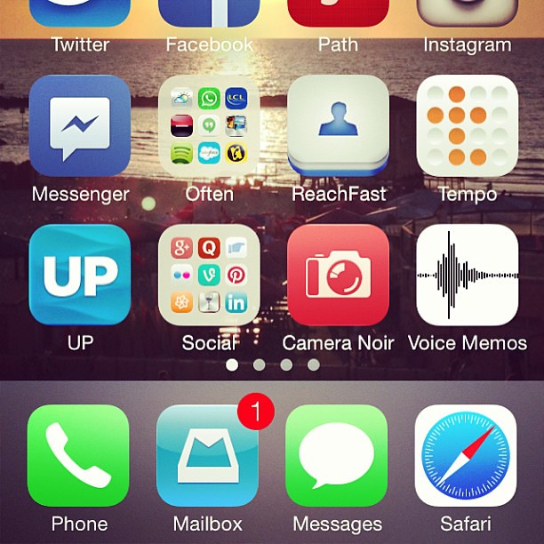 iOS 7 en beta 2 Voice Mémos, Siri avec une voix de femme, nouvelle métro, une nouvelle app reminder etc...