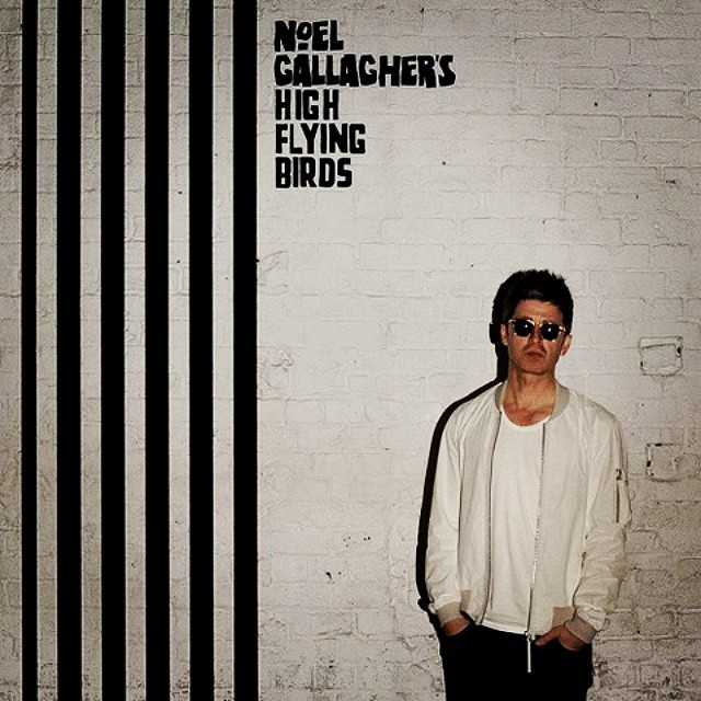 Novo Álbum de Noel Gallagher - Chasing Yesterday. Um Ótimo album que nao traz o (mais do mesmo) de Noel Gallagher então reveja seus conceitos. We Gonna Live Forever!!!