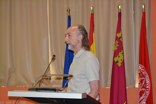 Conferencia de Alfonso Valencia (CNIO)
