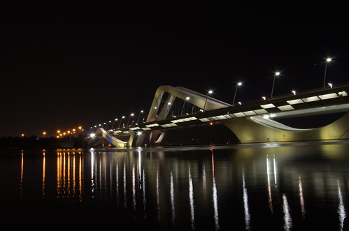 Sheikh Zayed Bridge 2 ©  Still ePsiLoN