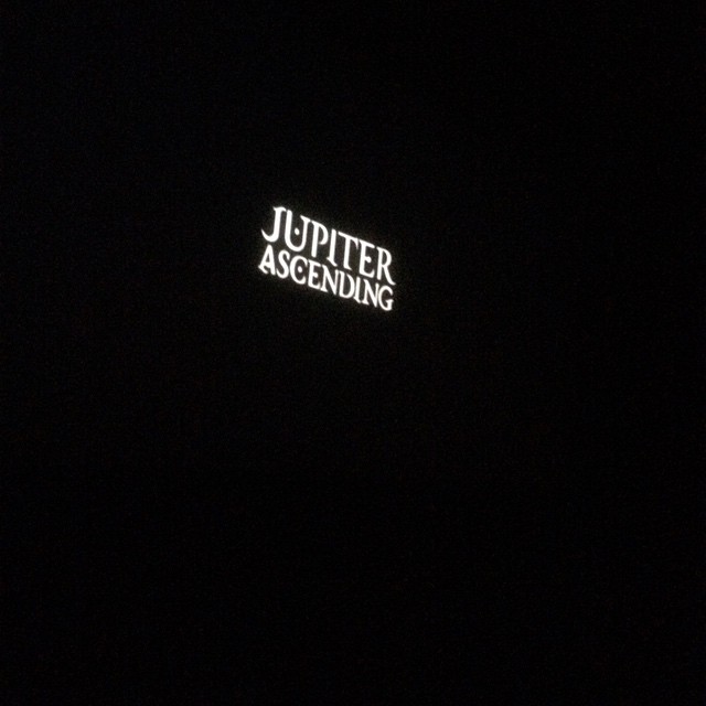Just saw pre-screening of Jupiter Ascending Wachowski  #matrix creators. Great graphics. 7 rating #JupiterAscending