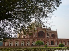 Humayun, Delhi • <a style="font-size:0.8em;" href="http://www.flickr.com/photos/92957341@N07/8722103501/" target="_blank">View on Flickr</a>