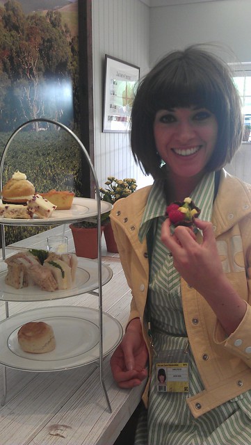 Afternoon tea with the lovely Dawn OPorter at Wimbledon? Why not!