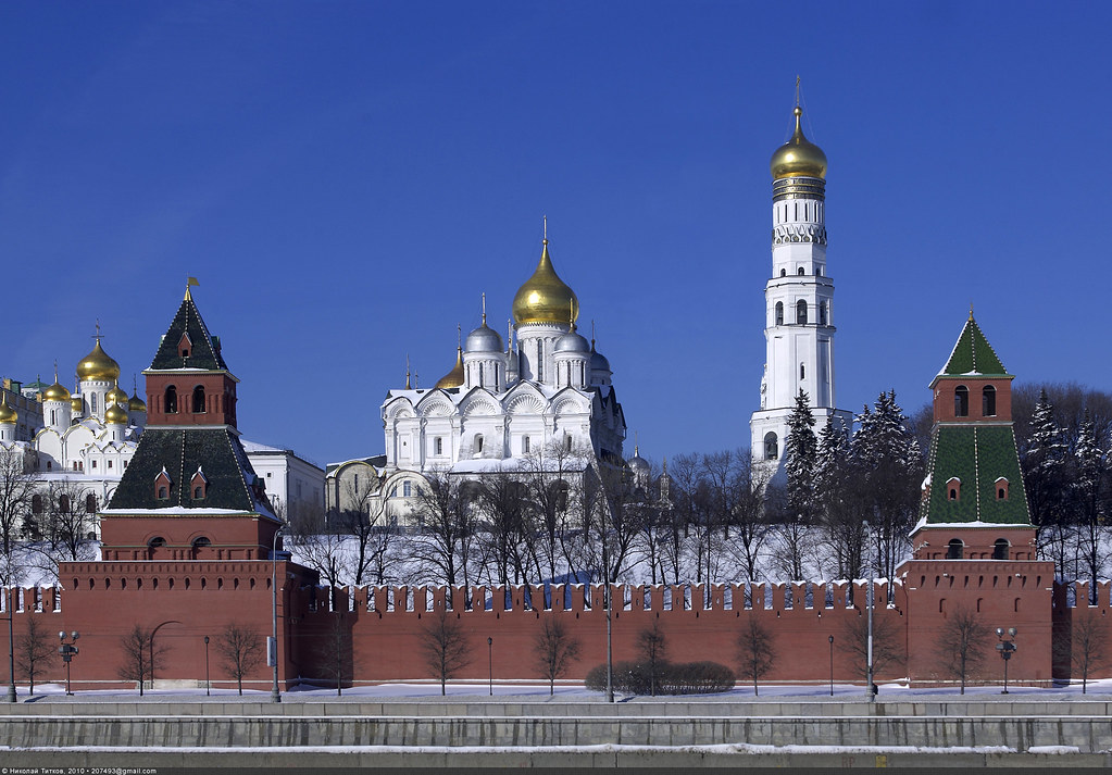 :   (Moscow Kremlin)
