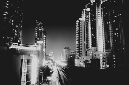 Bangkok Skytrain light stream ©  Tony