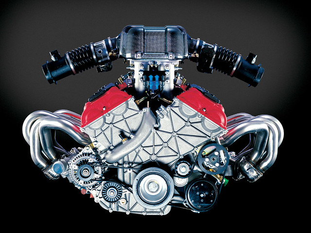 Ferrari-Enzo-Engine-1280x960