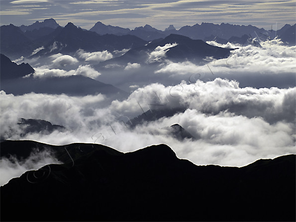 F65_ADR.921 : view from Montaigu, Pyrenees