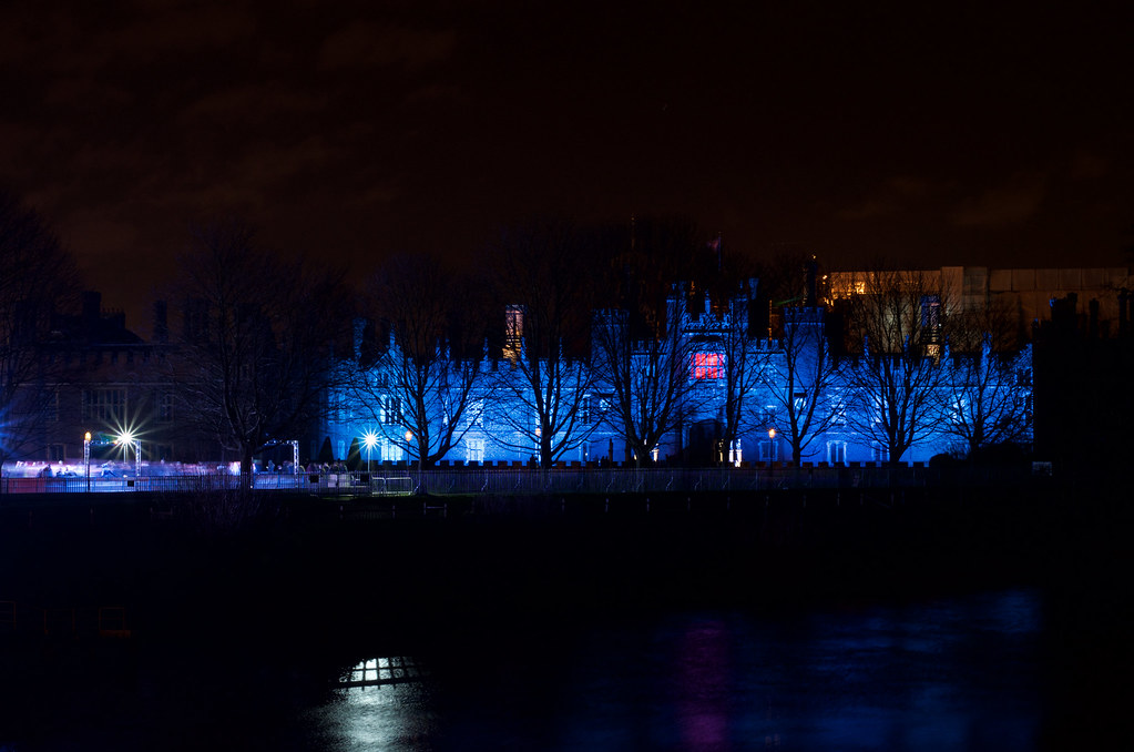 : Christmas Lights @ Hampton Court Palace