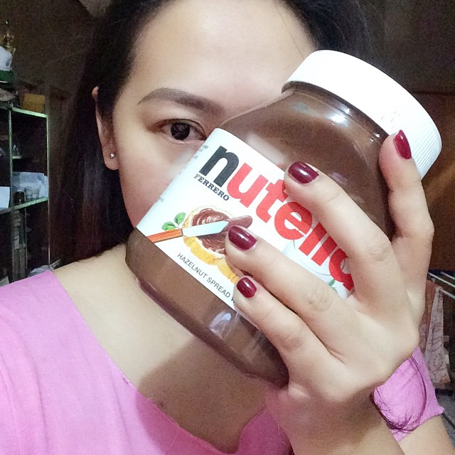 Do u have a bigger #nutella than mine ? ❌⭕️❌⭕️😜😄 #melikey #instafood #bignutella #yummy #happy #chocolatemaniac #instachocolate