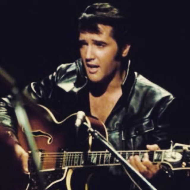Just been watching Elvis by the Presleys, now about to watch in my opinion the Kings greatest performance The 1968 Comeback Special #Elvis #TheKing #CoolestManEver