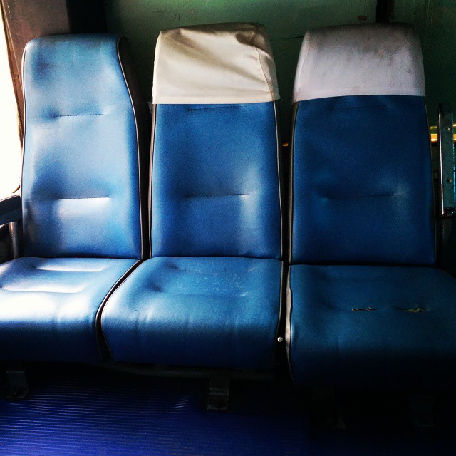 Les fauteuils de bus Schtroumpfs #bangkok #thailande