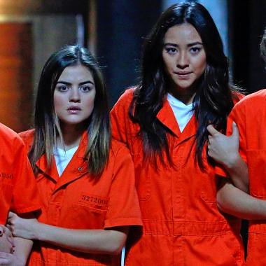 Pretty Little Liars boss talks Big A -- and whether theres an Uber A