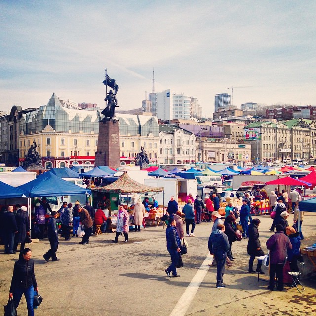 :    ...   ...     #Travel #Vladivostok #Russia # #Main #Square #Weekend #Market