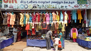 India - Tamil Nadu - Madurai - Streetlife - 76