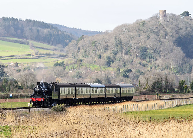 46521 heading for Blue Anchor station 26th March 2015