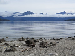 Lac Manapouri <a style="margin-left:10px; font-size:0.8em;" href="http://www.flickr.com/photos/83080376@N03/16560977337/" target="_blank">@flickr</a>