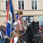 FOTO VIDEO Spectacol superb în Cetatea Brașovului. Mii de oameni au venit să vadă junii călări