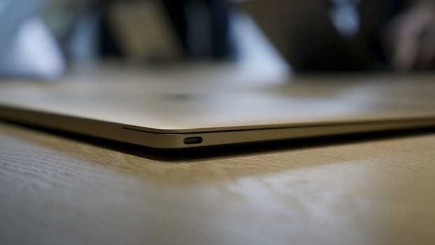 Adaptador de Apple para expandir puertos en el nuevo MacBook cuesta USD$79