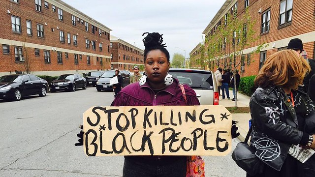 Dejen de matar negros. (Baltimore Sun)