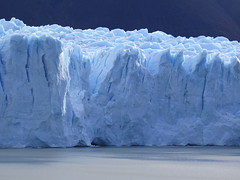 Glacier Perito Moreno <a style="margin-left:10px; font-size:0.8em;" href="http://www.flickr.com/photos/83080376@N03/16711381154/" target="_blank">@flickr</a>