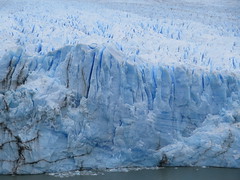 Glacier Perito Moreno <a style="margin-left:10px; font-size:0.8em;" href="http://www.flickr.com/photos/83080376@N03/17147674719/" target="_blank">@flickr</a>