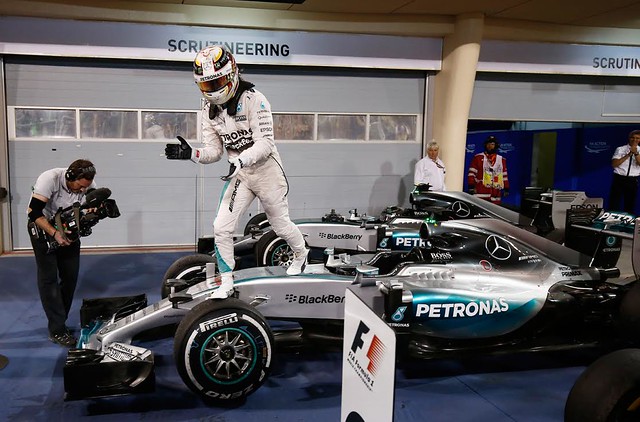 MERCEDES AMG PETRONAS vence no GP do Bahrain