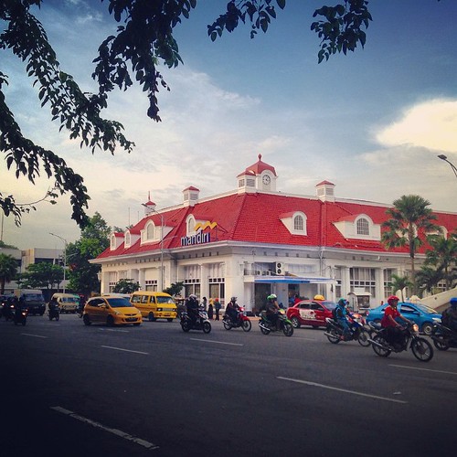   ...    ...      #Travel #Surabaya #Indonesia #Old #New #Building #Street #Car #Bike ©  Jude Lee