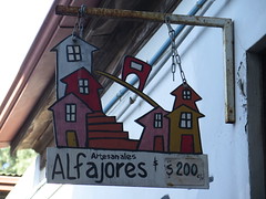 Valparaiso <a style="margin-left:10px; font-size:0.8em;" href="http://www.flickr.com/photos/83080376@N03/17076258879/" target="_blank">@flickr</a>