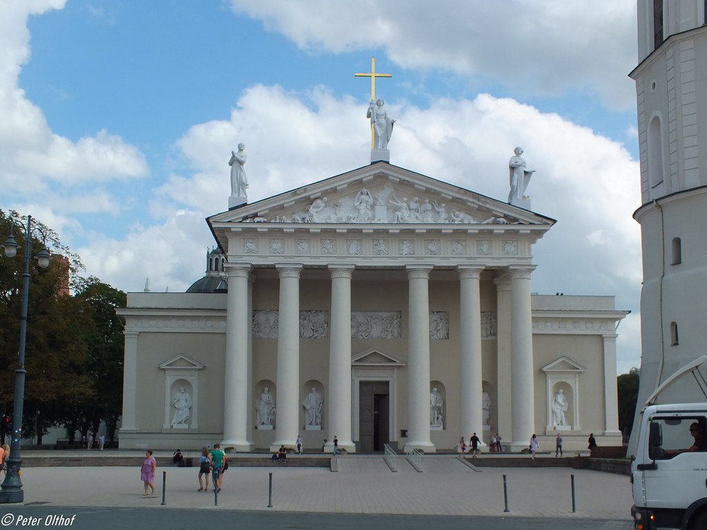 : Vilniaus Sv. Stanislovo ir Sv. Vladislovo arkikatedra bazilika