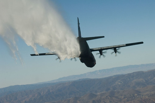 California has wheels up for new airborne firefighting system ©  Robert Sullivan