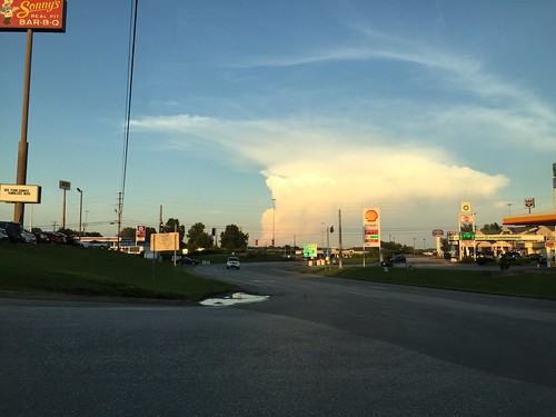 A storm on the way in KY ©  joannapoe
