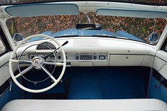 Ford Crestline Skyliner (1954)