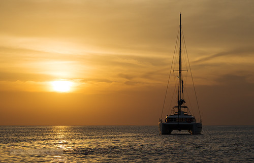 Sunset with a sailing catamaran in Phuket, Nai Harn BayXOKA4997s2 ©  Phuket@photographer.net