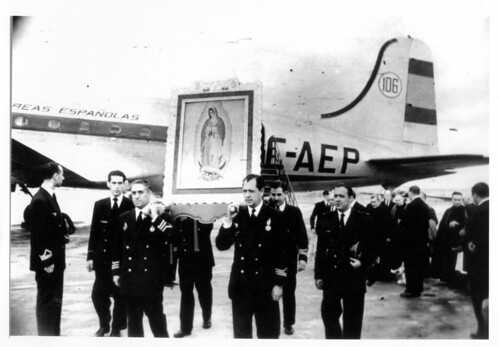 A banner depicting Mexico's Virgen of Guadalupe was the centerpiece of the inauguration of Iberia's Madrid-Mexico City route on March 1, 1950. ©  Robert Sullivan