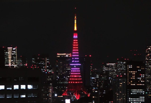 今夜の東京タワーは、令和の新ライトアップ...