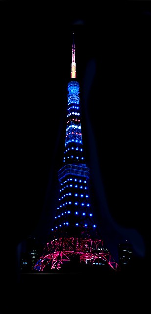 トリコロールの東京タワー？これですね。