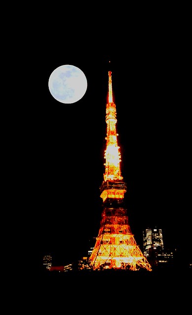 満月と東京タワーも、この方角が美しい。