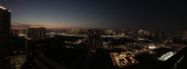 夕焼けの光、富士山、東京タワー、スカイツ...