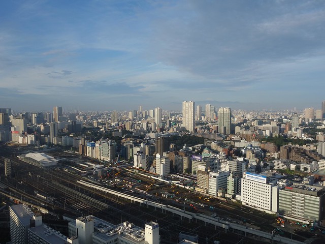 本日の東京都港区の天気は、晴れ。予報では...