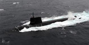 海自潜水艦と民間船衝突自衛官３人軽傷―高...