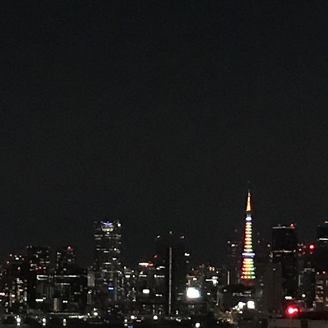 東京タワーも5色ですよー