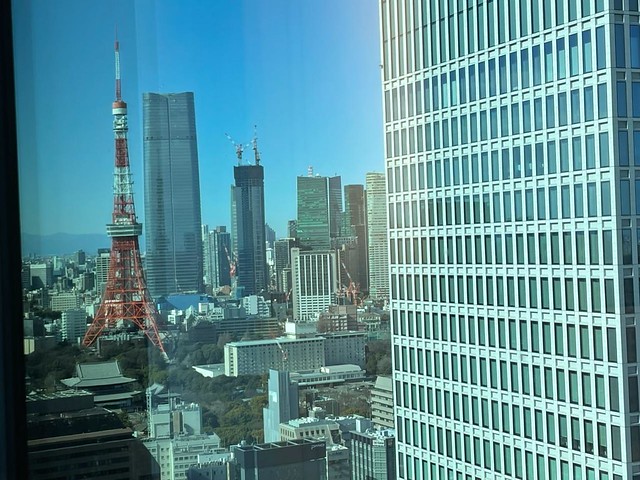 晴天時の東京タワー覗き見