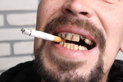 喫煙者って、公務員の給料の為にたばこ税を...