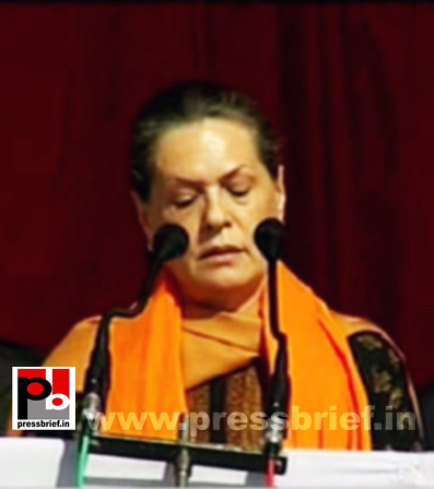 Congress President Sonia Gandhi in Gurdaspur, Punjab (7)