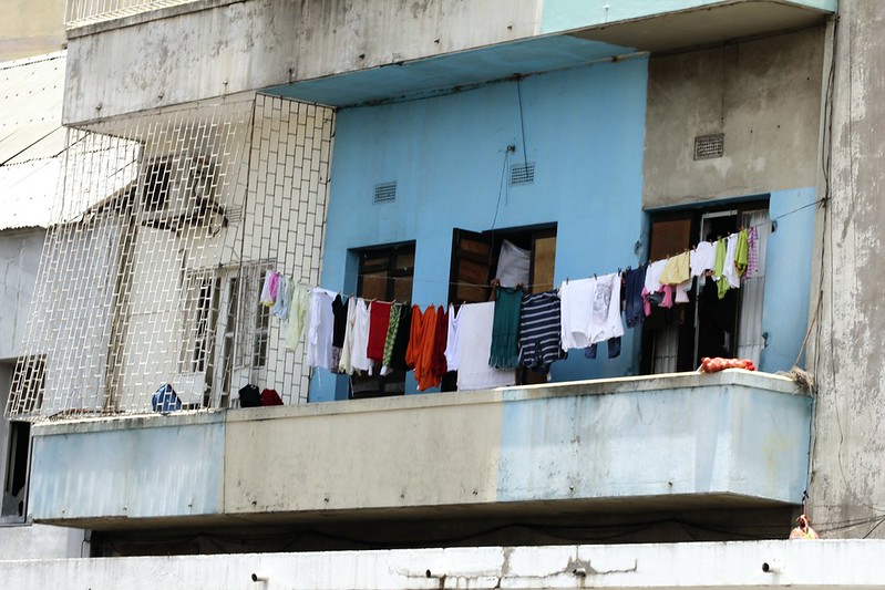A Maputo city balcony<br/>© <a href="https://flickr.com/people/54933270@N07" target="_blank" rel="nofollow">54933270@N07</a> (<a href="https://flickr.com/photo.gne?id=6703446865" target="_blank" rel="nofollow">Flickr</a>)