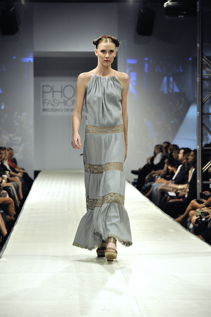 Michelle Jonas 2011 – Phoenix Fashion Week
