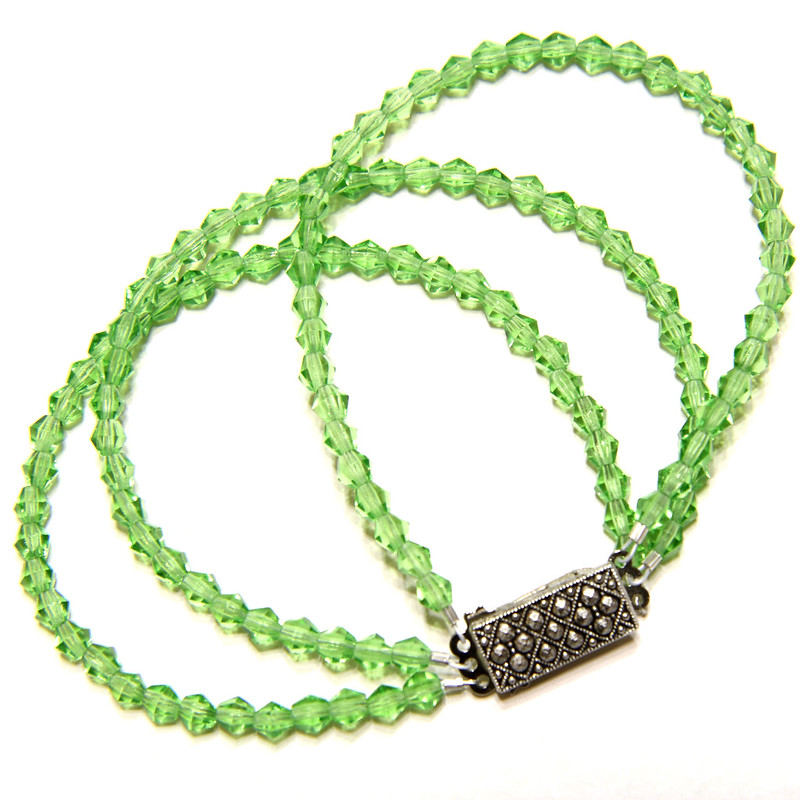 Green Czech glass beaded bracelet with vintage silver-plated clasp