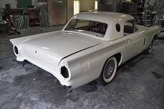 1957 Ford Thunderbird E Code Dual Quad 312 • <a style="font-size:0.8em;" href="http://www.flickr.com/photos/85572005@N00/6703626935/" target="_blank">View on Flickr</a>